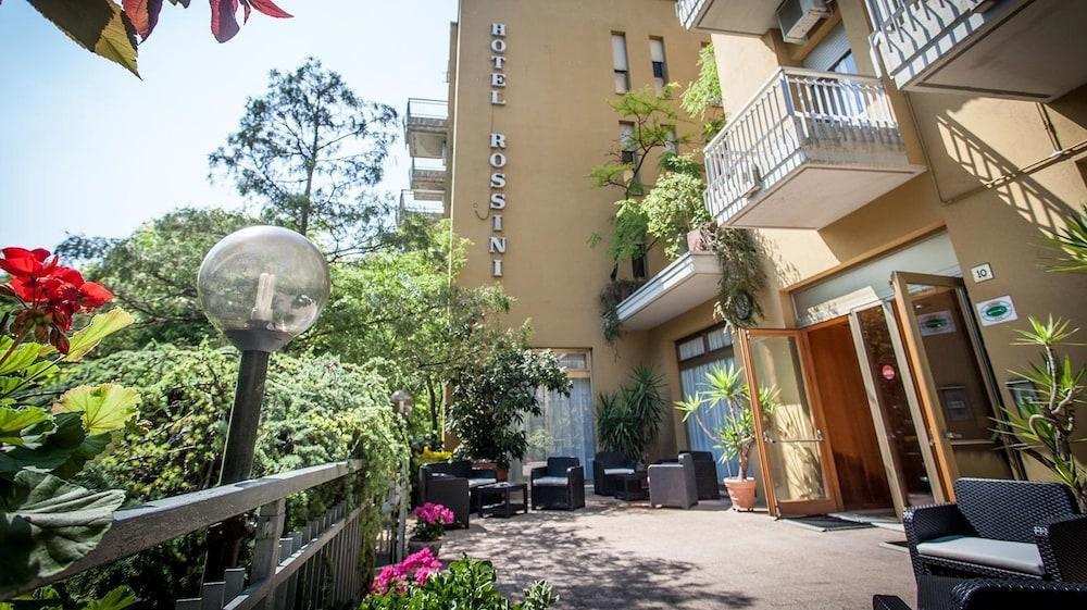 Hotel Rossini Tabiano Terme Eksteriør billede