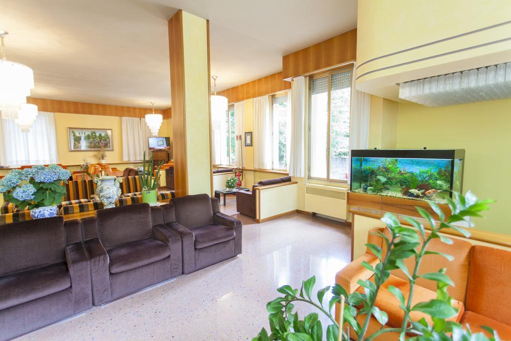 Hotel Rossini Tabiano Terme Eksteriør billede