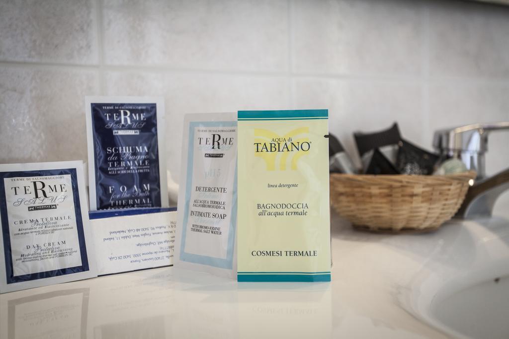 Hotel Rossini Tabiano Terme Eksteriør billede