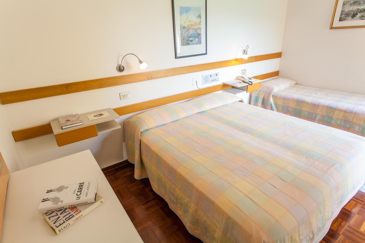 Hotel Rossini Tabiano Terme Eksteriør billede